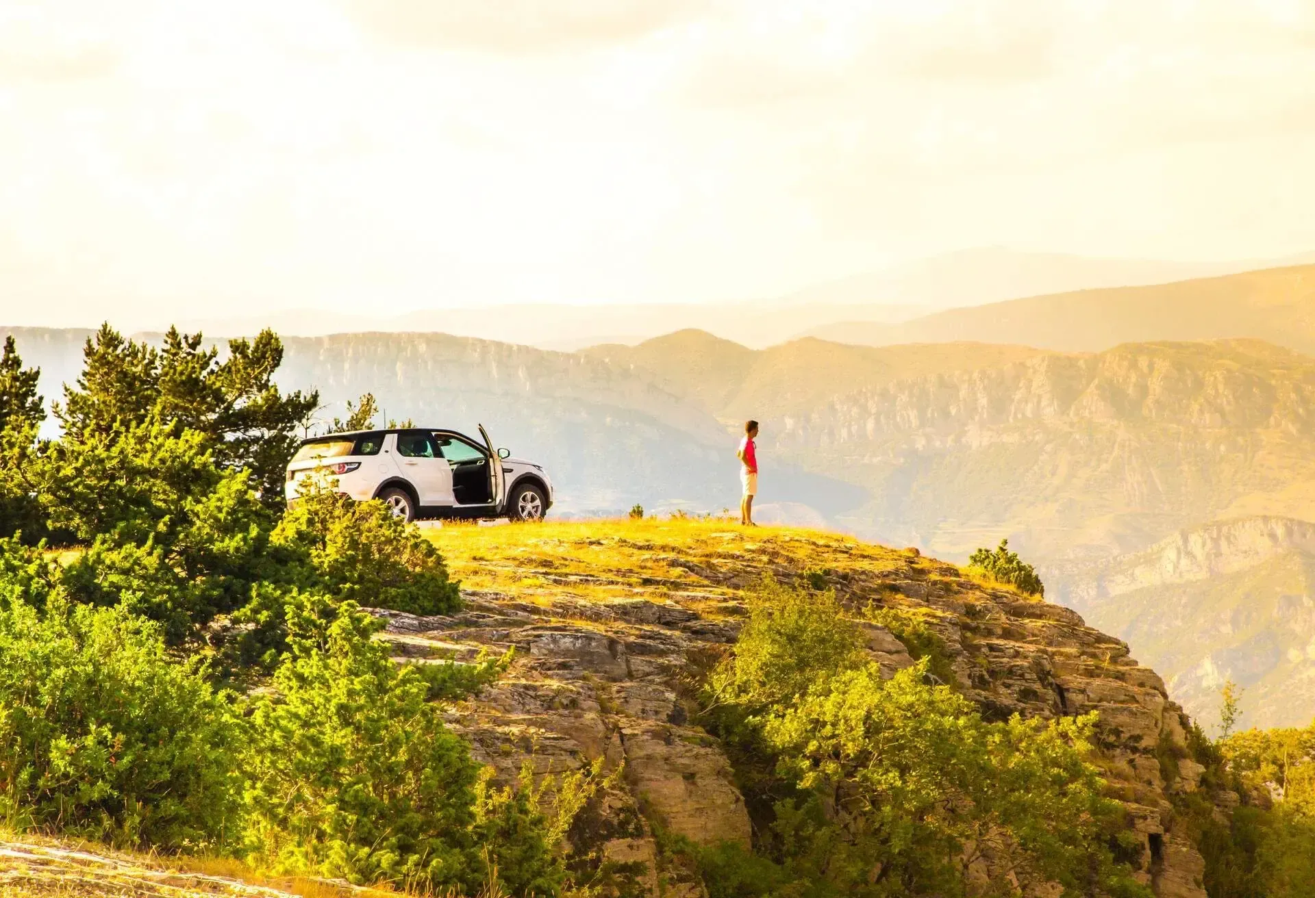 Renting a car and driving in Spain: the guide for your Spanish vacation